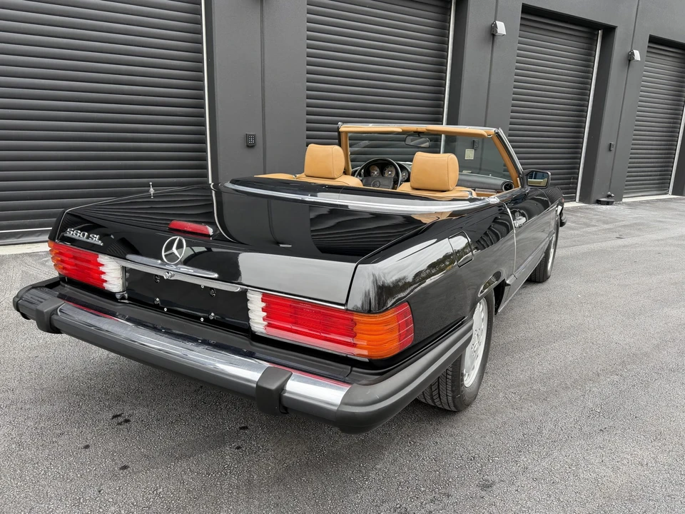 1989 Mercedes-Benz R107 SL-Class - Image 17 of 31