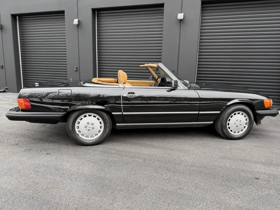 1989 Mercedes-Benz R107 SL-Class - Image 11 of 31