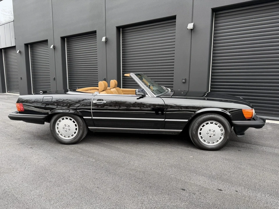 1989 Mercedes-Benz R107 SL-Class - Image 10 of 31