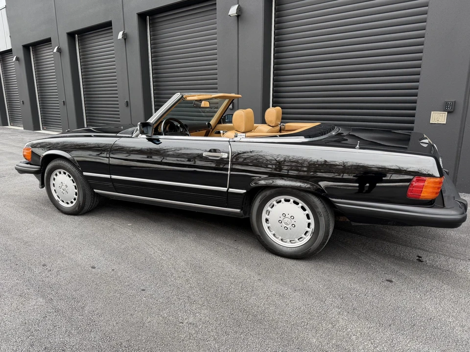 1989 Mercedes-Benz R107 SL-Class - Image 25 of 31