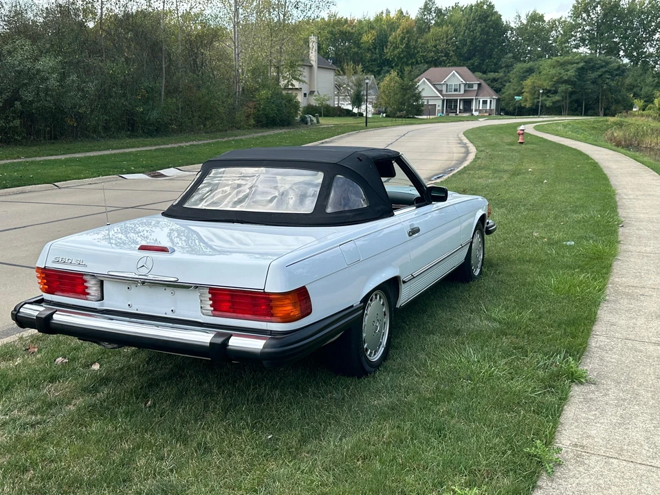 1989 Mercedes-Benz R107 SL-Class - Image 15 of 31