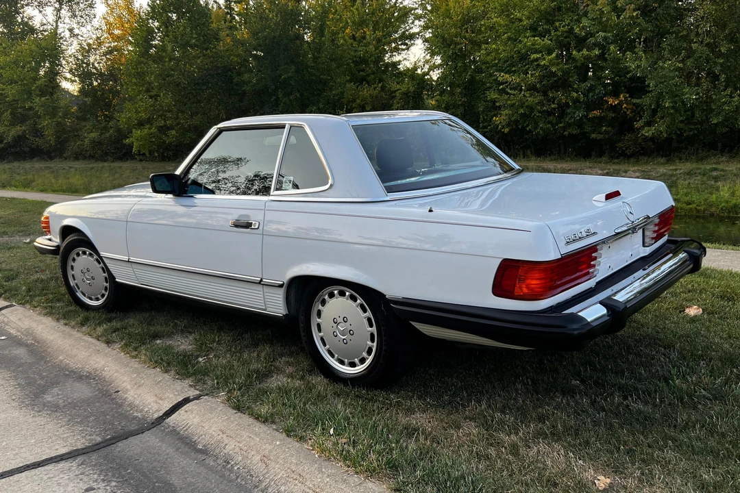 1989 Mercedes-Benz R107 SL-Class - Image 4 of 31