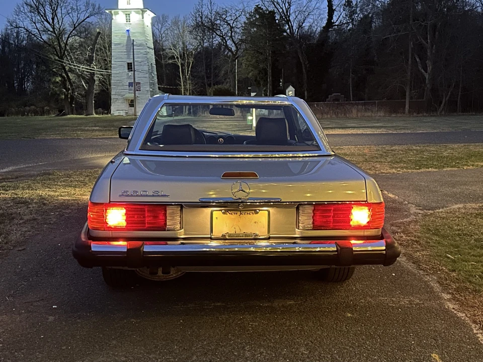 1989 Mercedes-Benz R107 SL-Class - Image 6 of 31