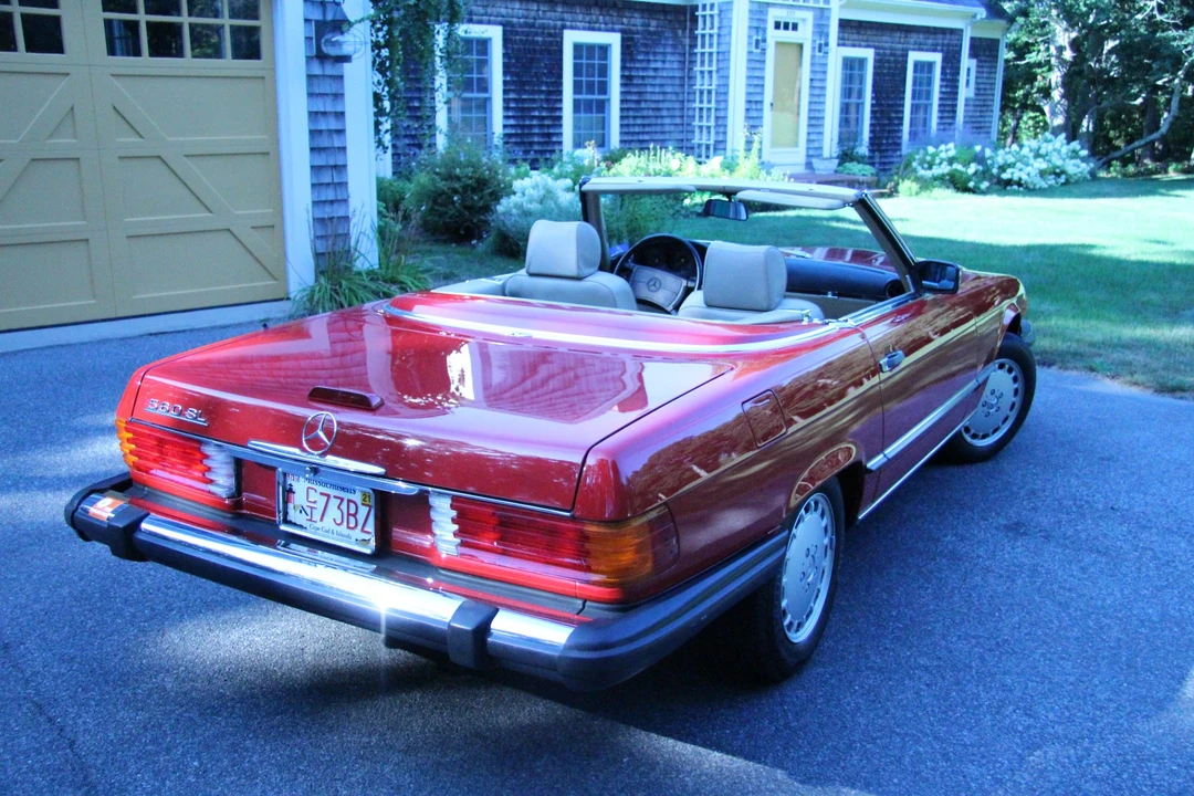 1989 Mercedes-Benz R107 SL-Class - Image 17 of 31