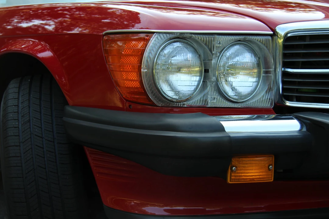 1989 Mercedes-Benz R107 SL-Class - Image 25 of 31