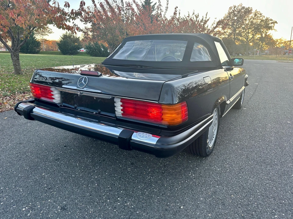 1989 Mercedes-Benz R107 SL-Class - Image 17 of 31