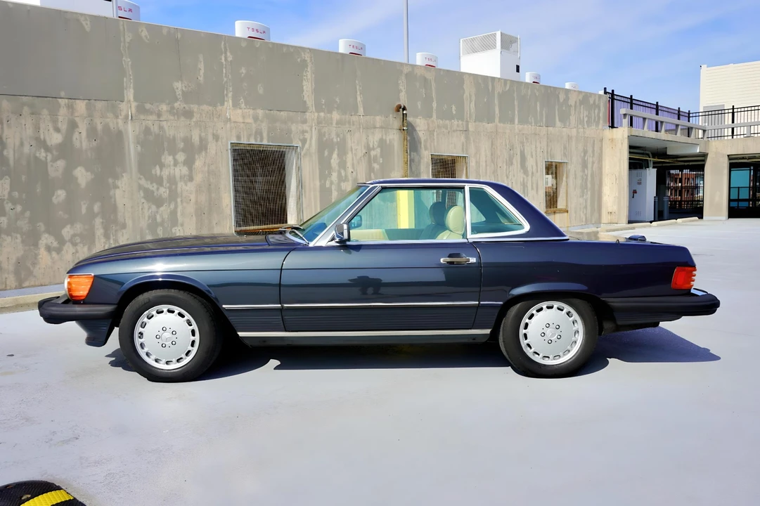 1989 Mercedes-Benz R107 SL-Class - Image 24 of 31