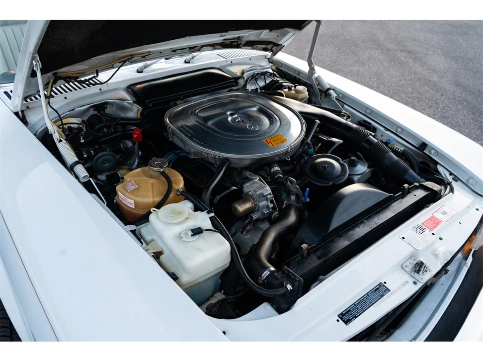 1989 Mercedes-Benz R107 SL-Class - Image 19 of 31
