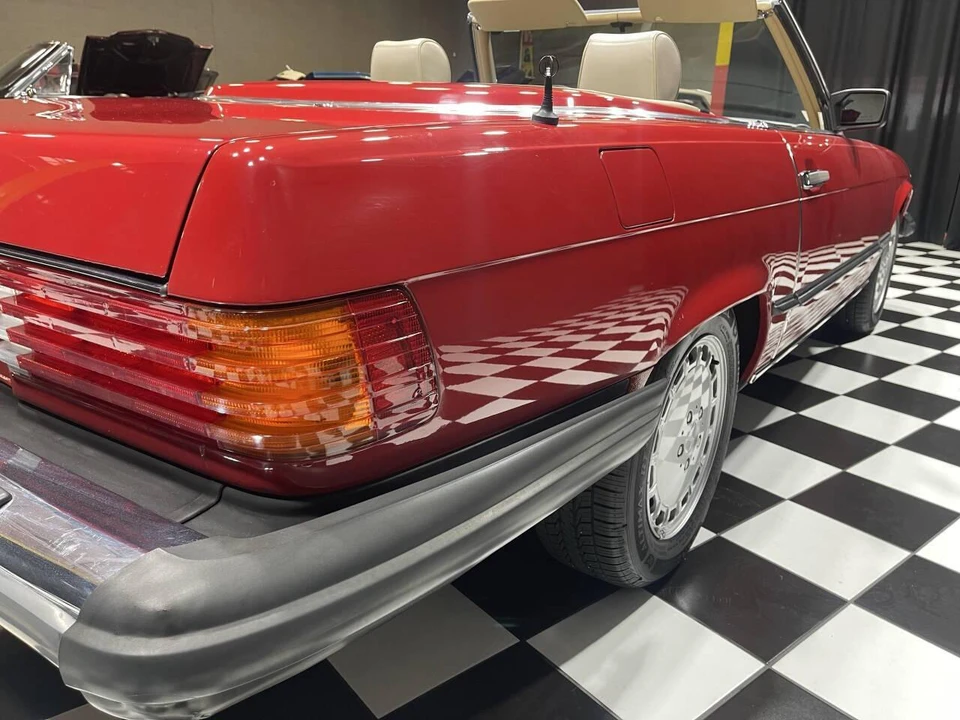 1989 Mercedes-Benz R107 SL-Class - Image 25 of 31
