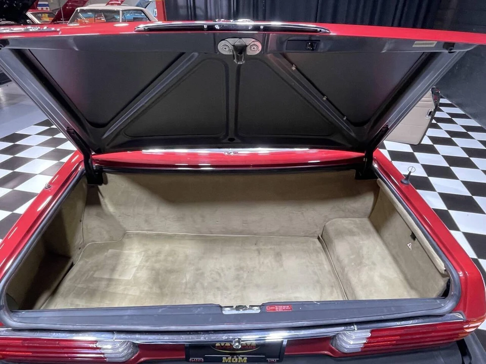 1989 Mercedes-Benz R107 SL-Class - Image 2 of 31