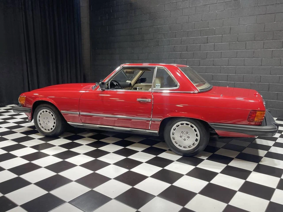 1989 Mercedes-Benz R107 SL-Class - Image 3 of 31