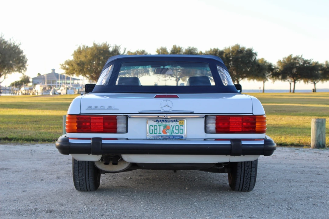 1989 Mercedes-Benz R107 SL-Class - Image 17 of 31