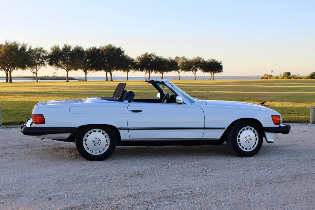 1989 Mercedes-Benz R107 SL-Class - Image 10 of 31