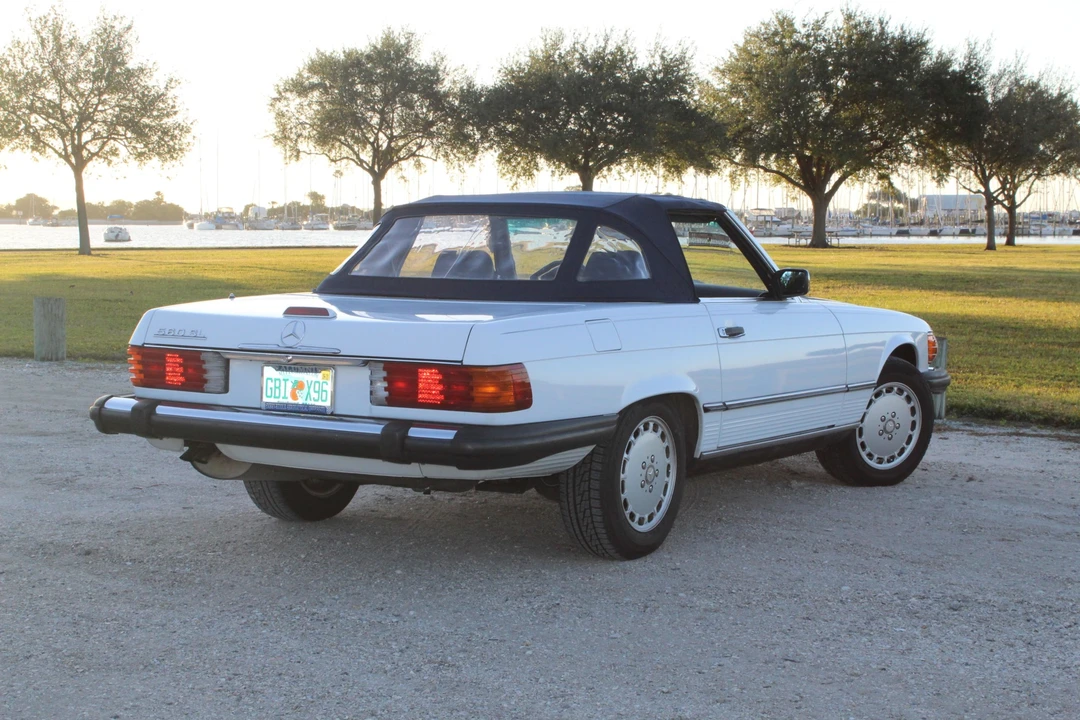 1989 Mercedes-Benz R107 SL-Class - Image 19 of 31