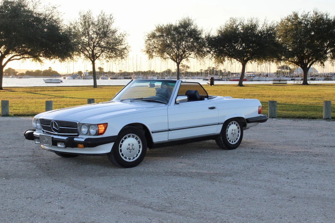 1989 Mercedes-Benz R107 SL-Class - Image 4 of 31