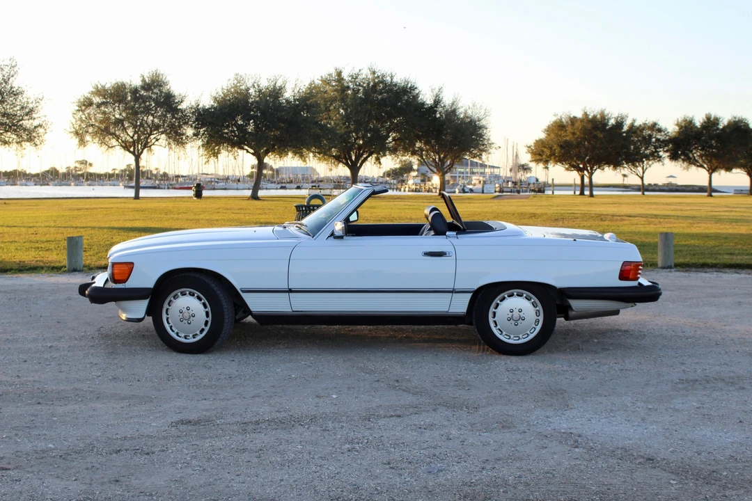 1989 Mercedes-Benz R107 SL-Class - Image 5 of 31