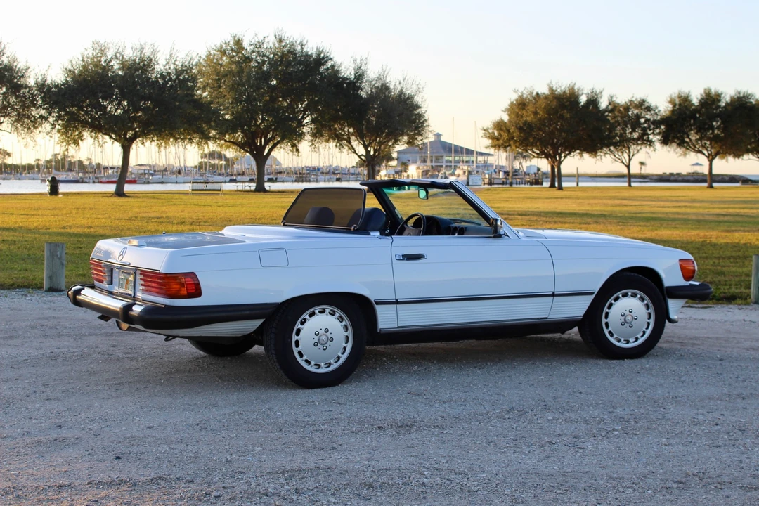 1989 Mercedes-Benz R107 SL-Class - Image 9 of 31