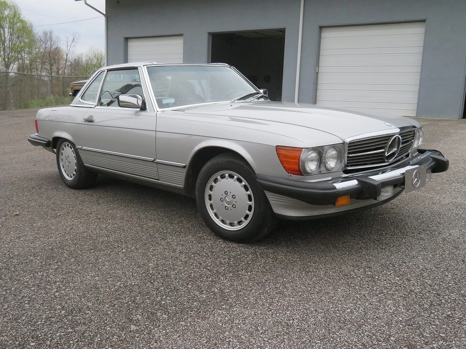1989 Mercedes-Benz R107 SL-Class - Image 13 of 31