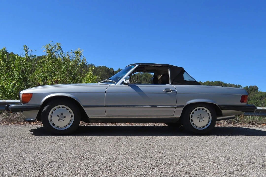 1989 Mercedes-Benz R107 SL-Class - Image 2 of 31