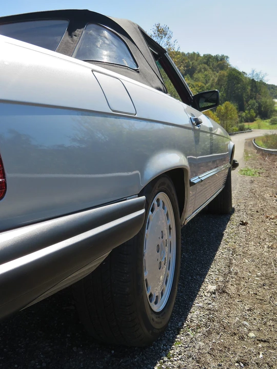 1989 Mercedes-Benz R107 SL-Class - Image 15 of 31