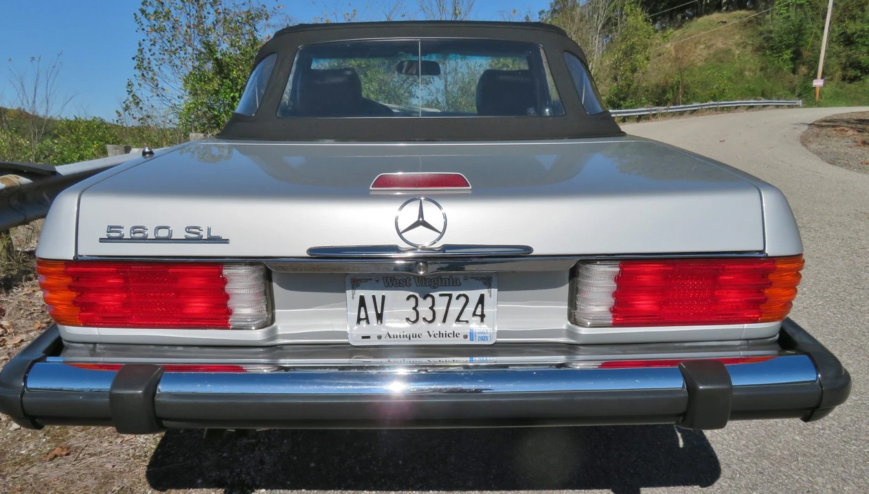1989 Mercedes-Benz R107 SL-Class - Image 4 of 31