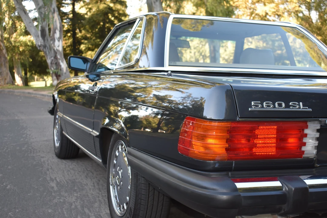 1989 Mercedes-Benz R107 SL-Class - Image 28 of 31