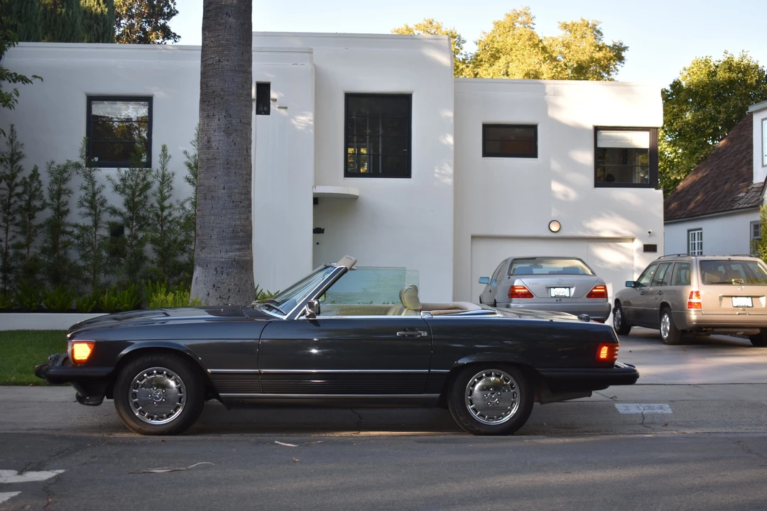 1989 Mercedes-Benz R107 SL-Class - Image 3 of 31