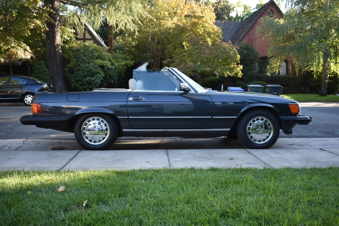 1989 Mercedes-Benz R107 SL-Class - Image 9 of 31