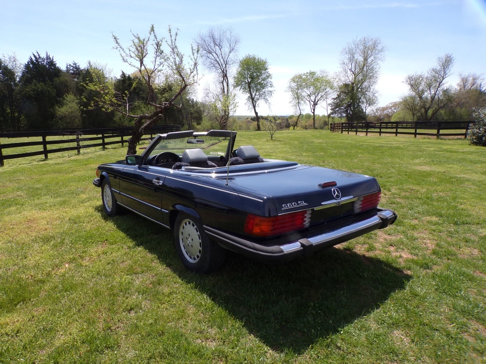 1989 Mercedes-Benz R107 SL-Class - Image 4 of 31