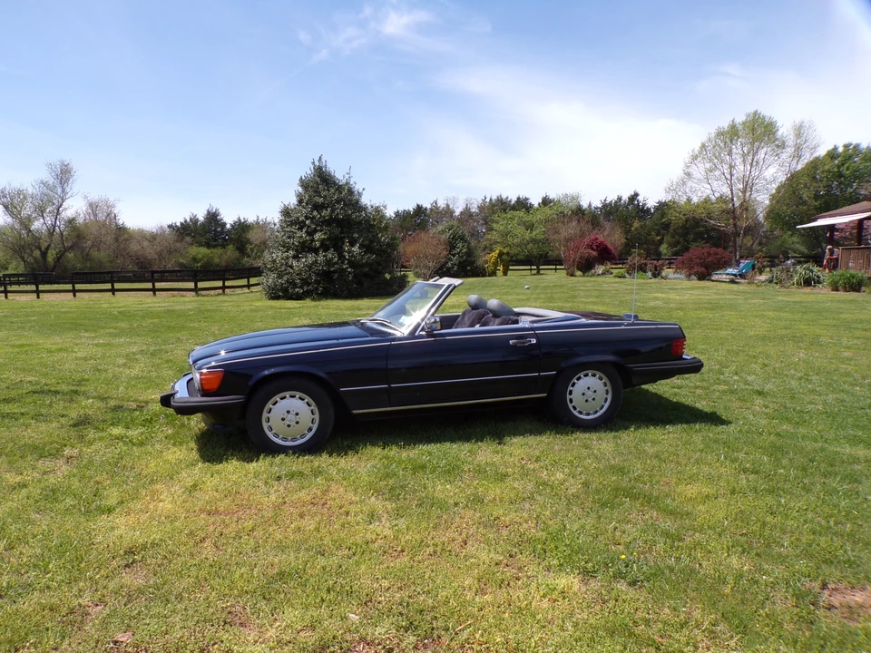 1989 Mercedes-Benz R107 SL-Class - Image 3 of 31