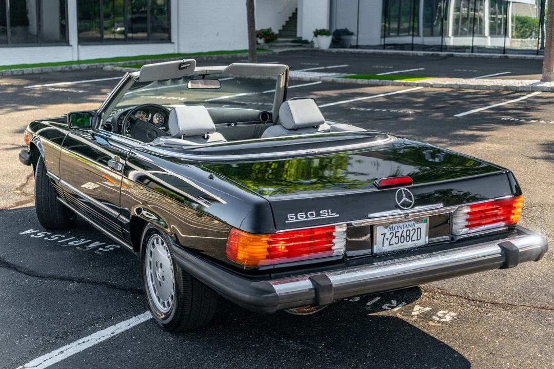 1989 Mercedes-Benz R107 SL-Class - Image 2 of 31