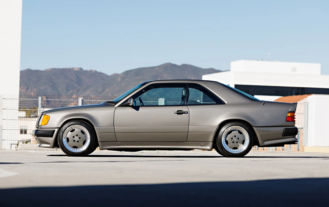 1989 Mercedes-Benz W124 E-Class - Image 2 of 17