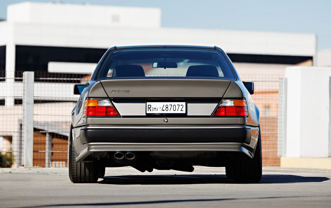 1989 Mercedes-Benz W124 E-Class - Image 4 of 17