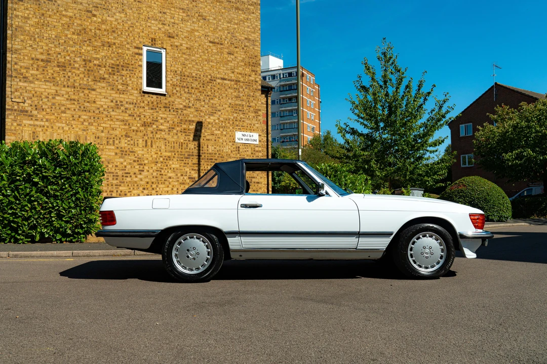 1989 Mercedes-Benz R107 SL-Class - Image 4 of 31