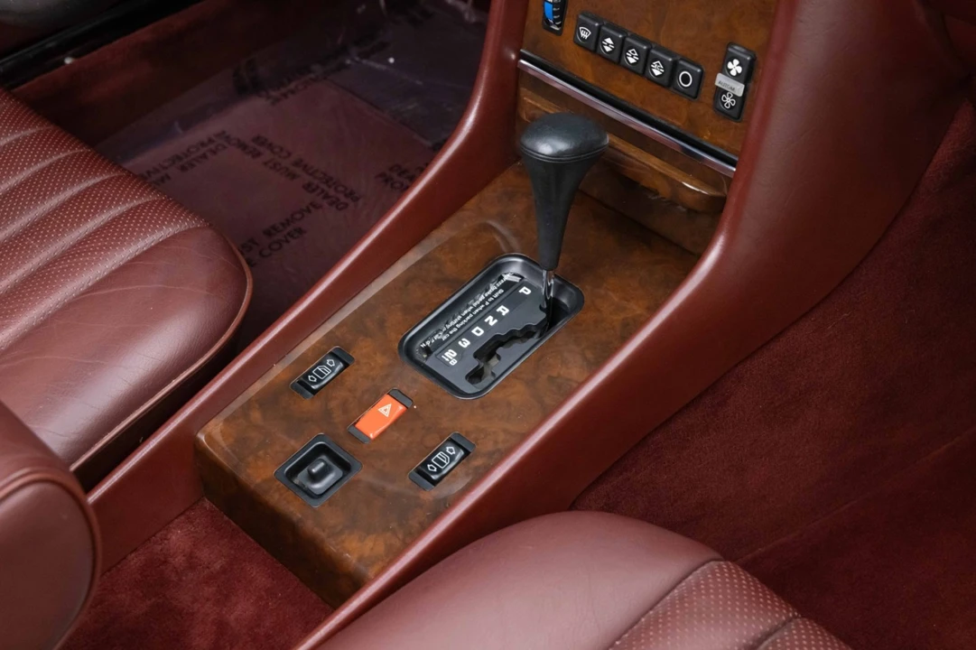 1989 Mercedes-Benz R107 SL-Class - Image 20 of 21