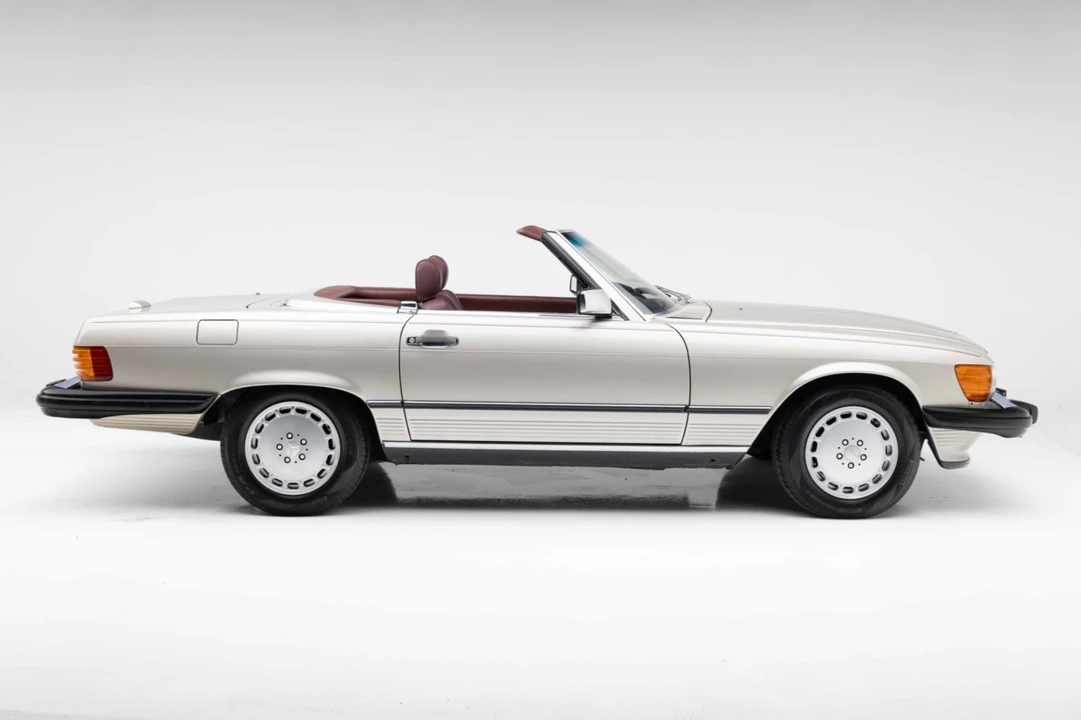 1989 Mercedes-Benz R107 SL-Class - Image 11 of 21