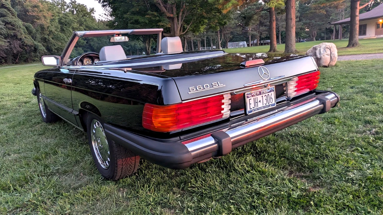 1989 Mercedes-Benz R107 SL-Class - Image 7 of 21