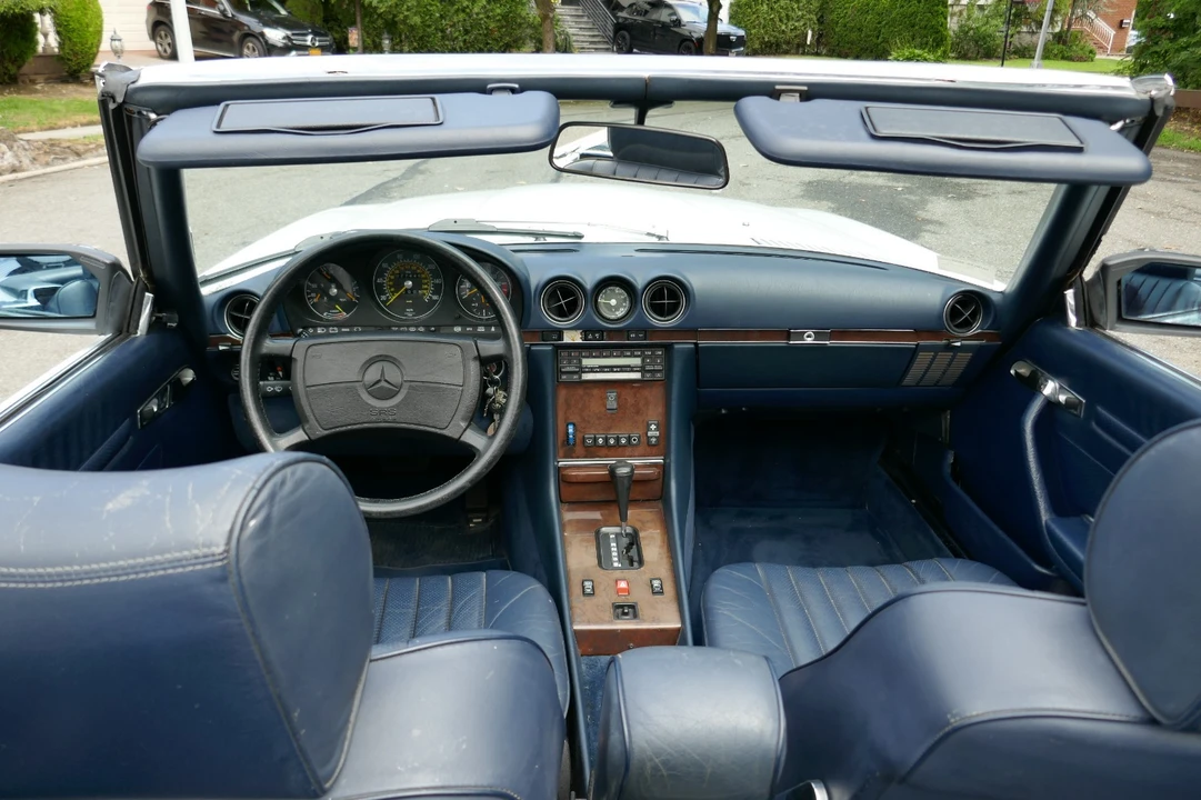 1989 Mercedes-Benz R107 SL-Class - Image 27 of 31