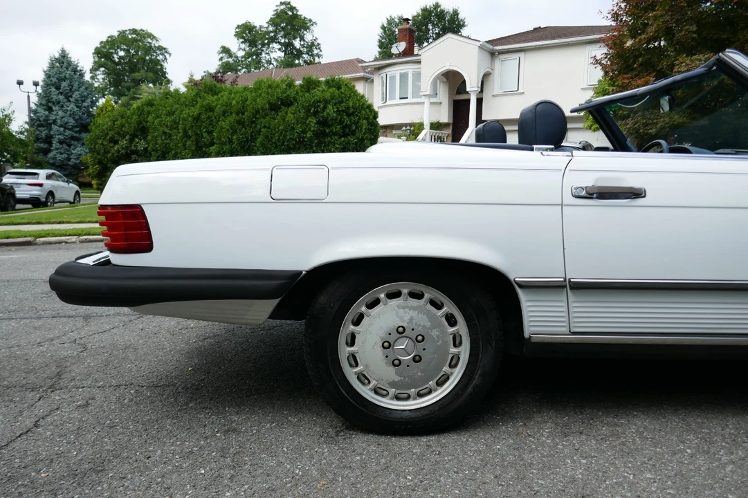 1989 Mercedes-Benz R107 SL-Class - Image 14 of 31