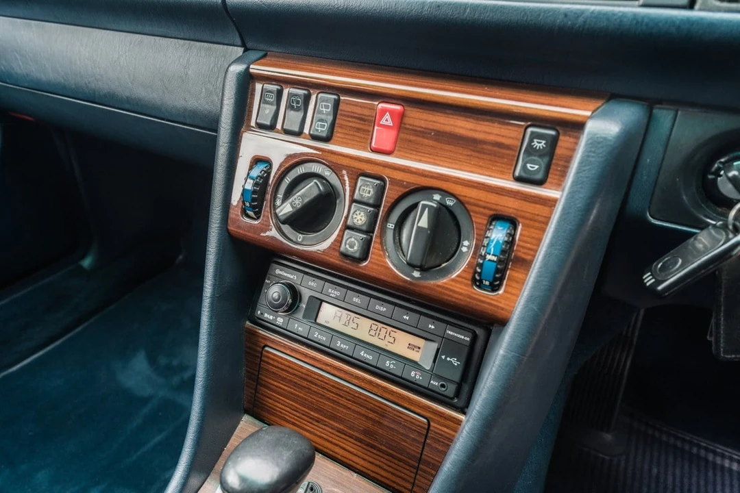 1989 Mercedes-Benz W120 & W121 - Image 20 of 30