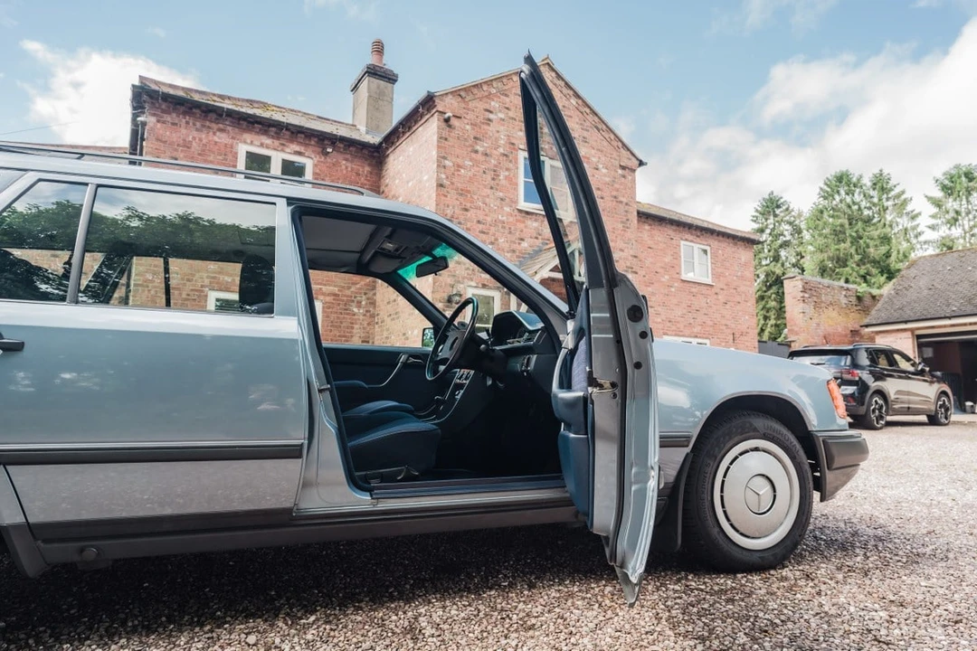 1989 Mercedes-Benz W120 & W121 - Image 14 of 30