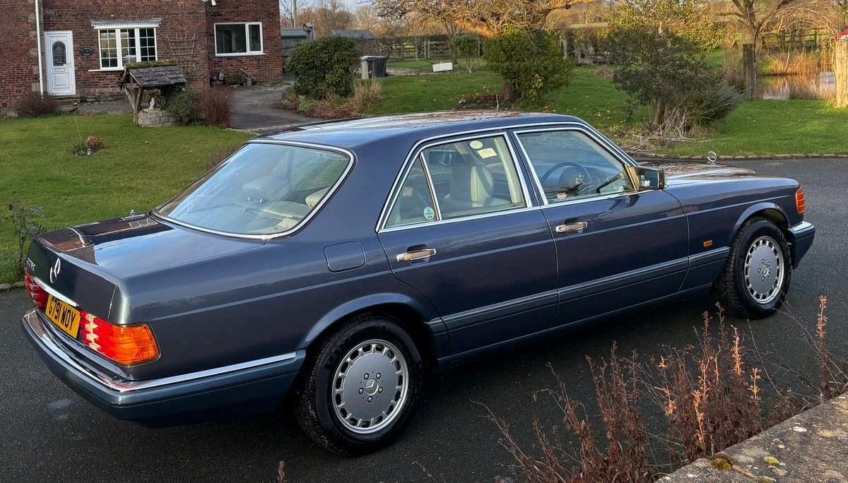 1989 Mercedes-Benz W126 S-Class Sedan - Image 27 of 30