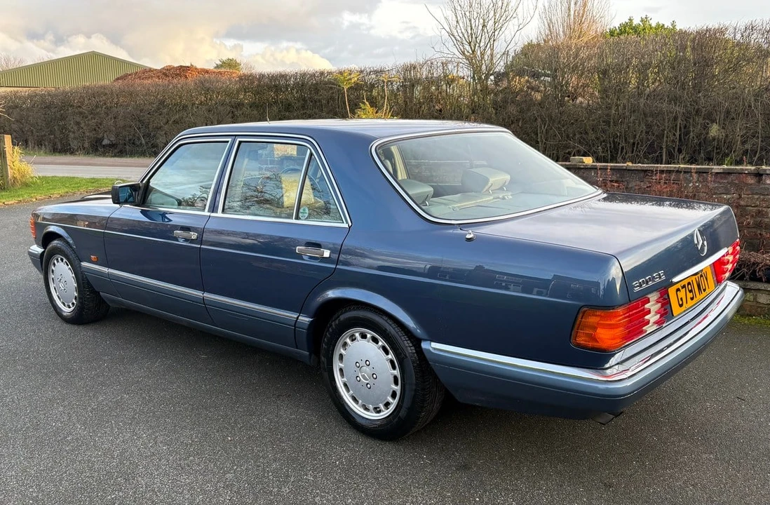 1989 Mercedes-Benz W126 S-Class Sedan - Image 20 of 30