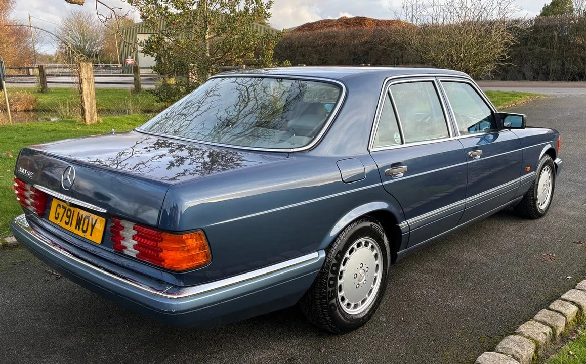 1989 Mercedes-Benz W126 S-Class Sedan - Image 13 of 30