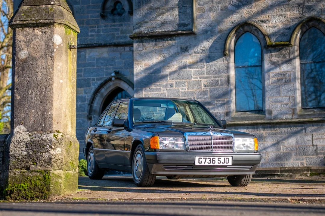 1989 Mercedes-Benz 190E - Image 20 of 30