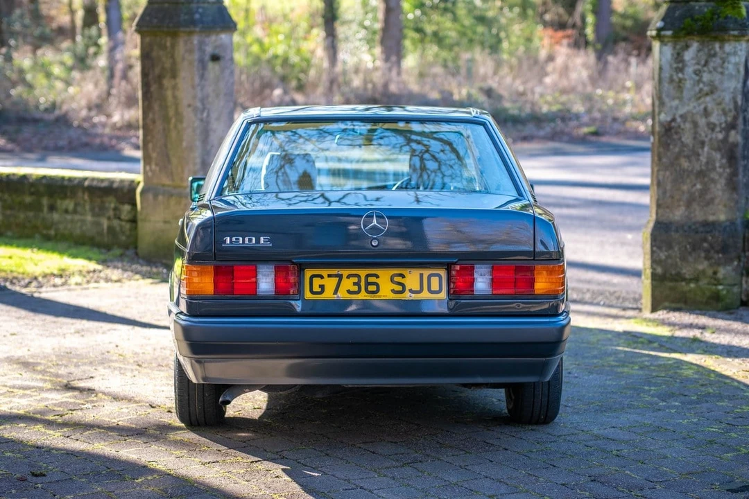 1989 Mercedes-Benz 190E - Image 4 of 30