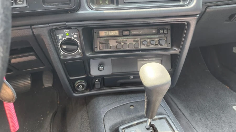 1989 Merkur XR4Ti - Image 14 of 28
