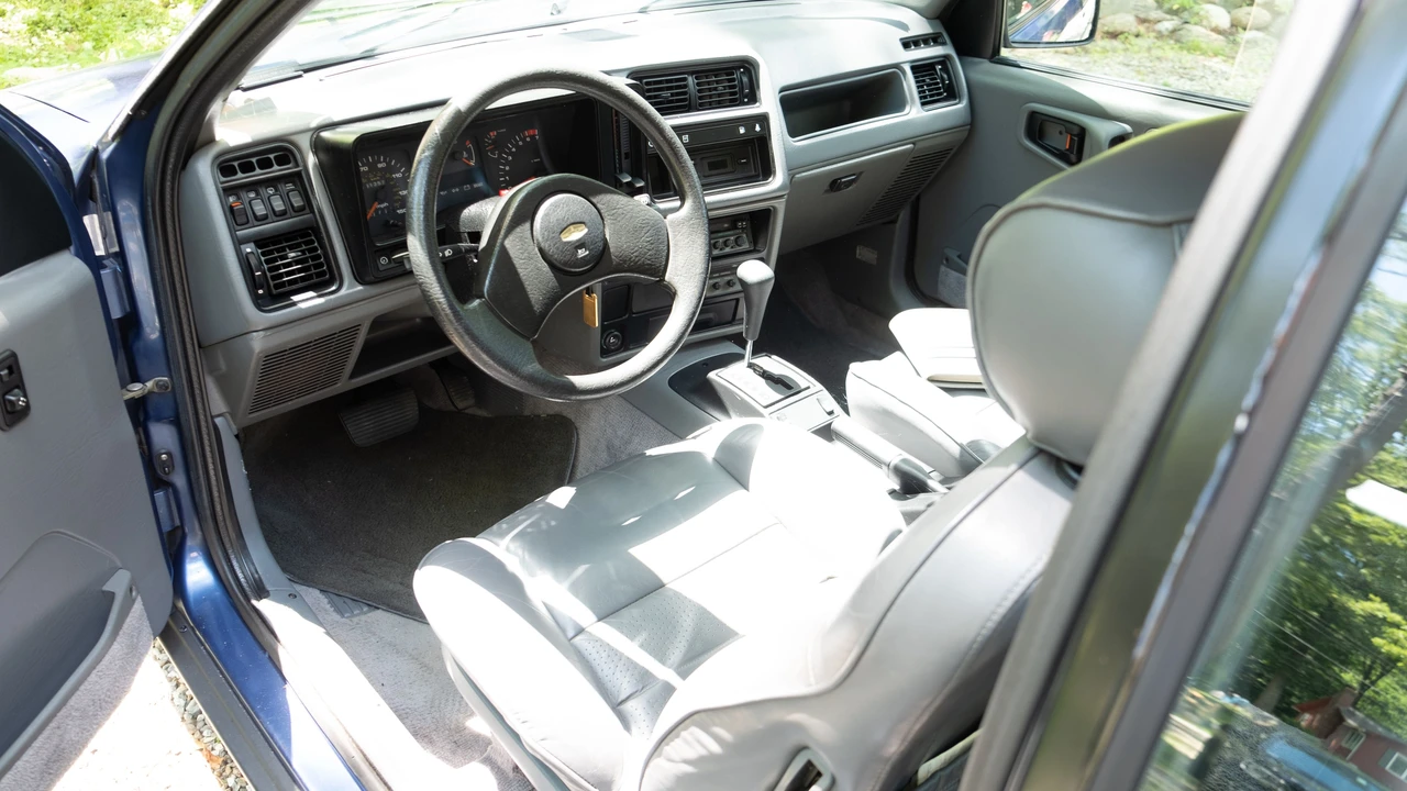 1989 Merkur XR4Ti - Image 2 of 16