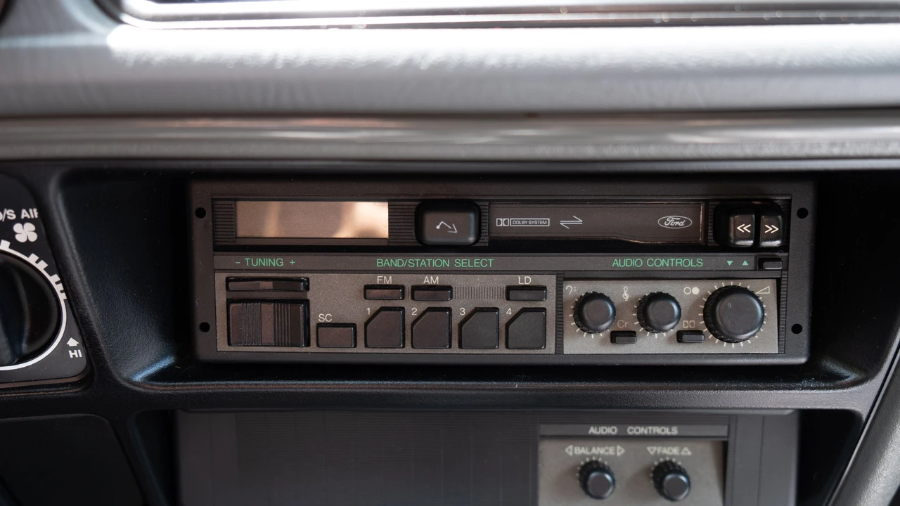 1989 Merkur XR4Ti - Image 8 of 16