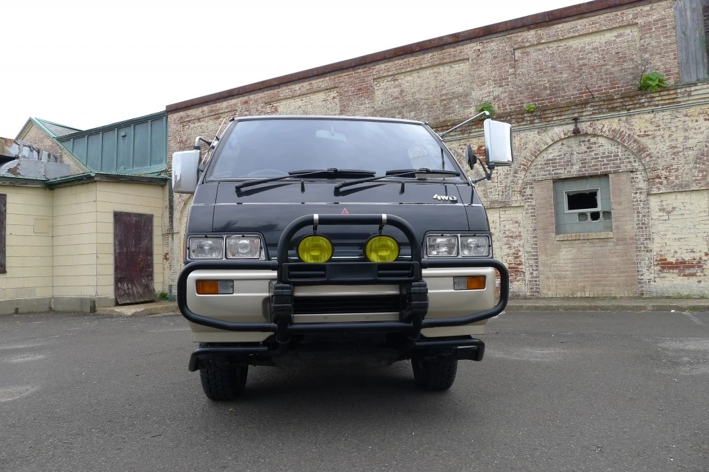 1989 Mitsubishi Delica 3rd Gen - Image 2 of 31